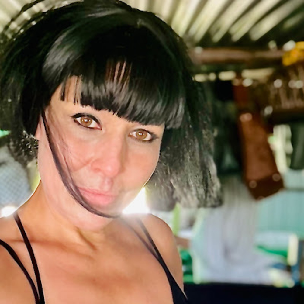 Meet your Posher, Kimberly